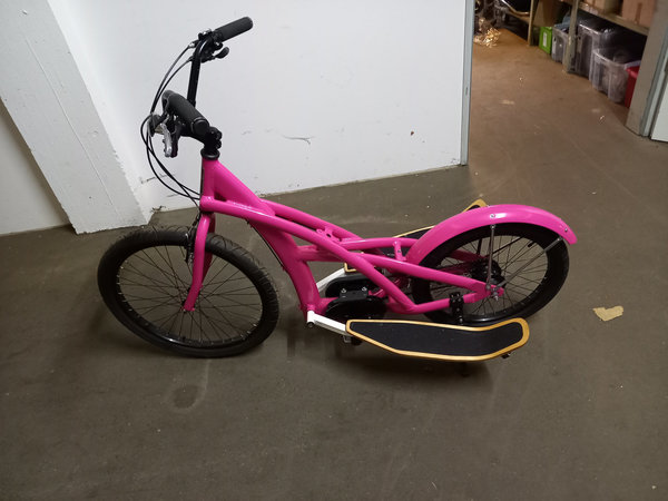 VORFÜHRMODELL 3G Bikes Stepperbike Premium Pink glänzend 7-Gang mit weißen Trittbrettgestellen